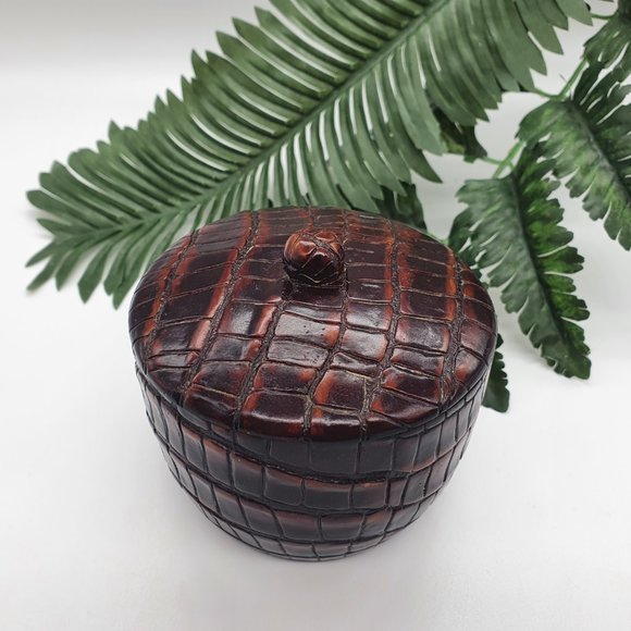 Vintage Mahogany (?) Wooden Trinket Box - Picture 2 of 6